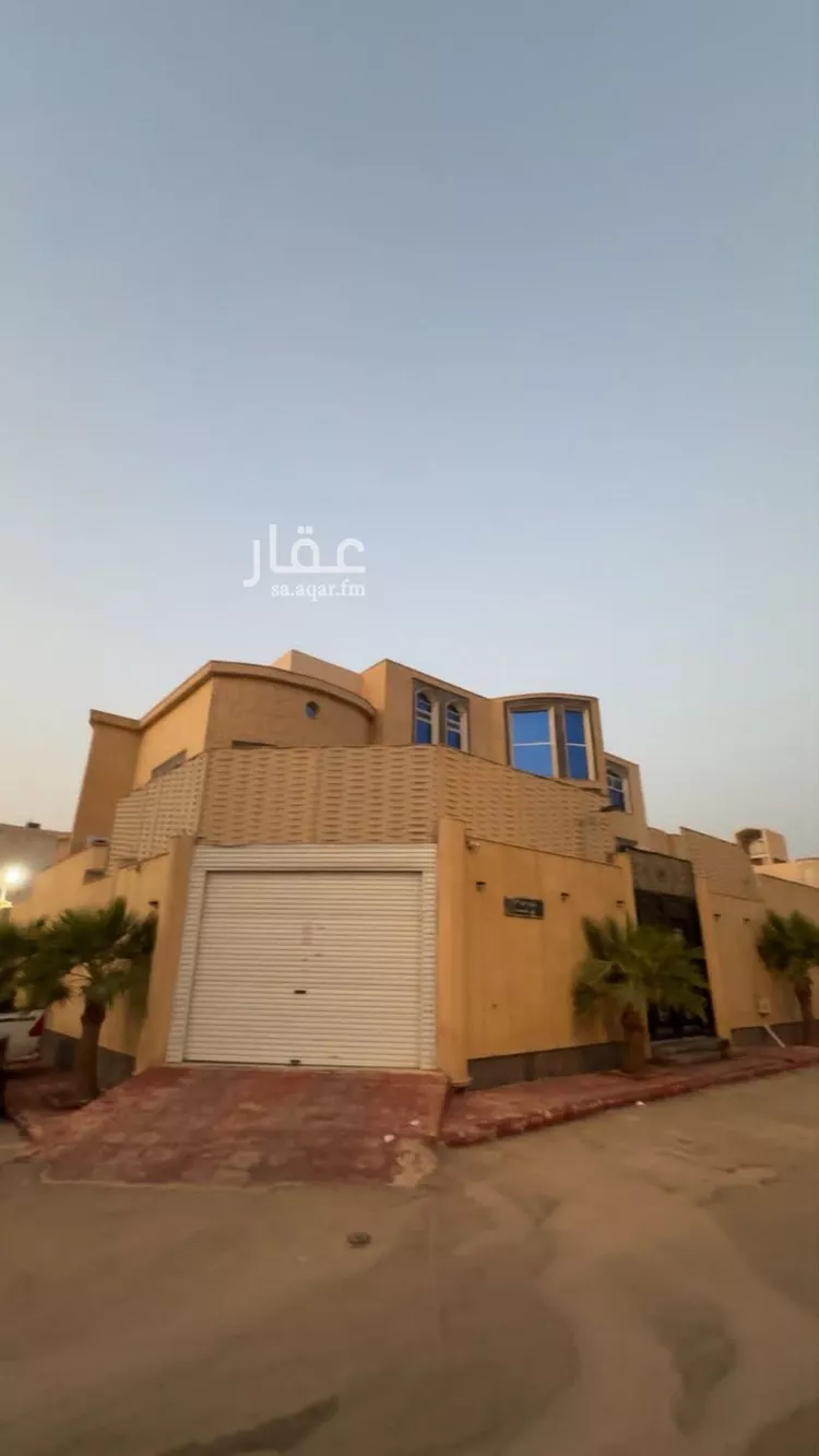 فيلا للبيع في شارع رقم 180, حي المونسية, مدينة الرياض, منطقة الرياض 1 صورة