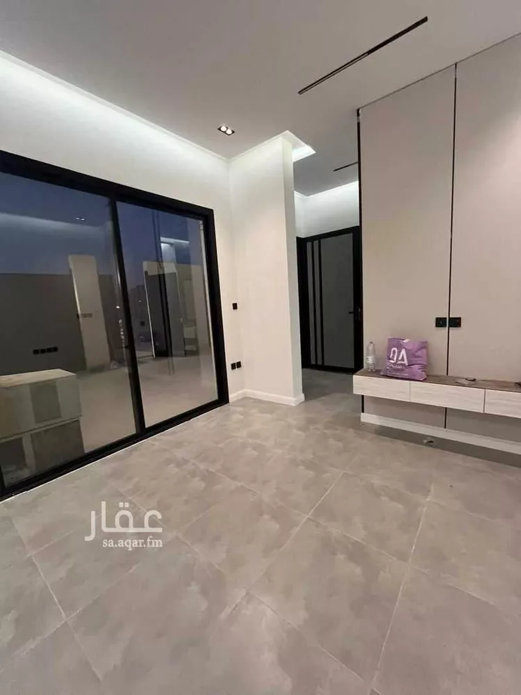 فيلا للبيع في شارع حسين الديار بكري, حي العارض, مدينة الرياض, منطقة الرياض صورة 2