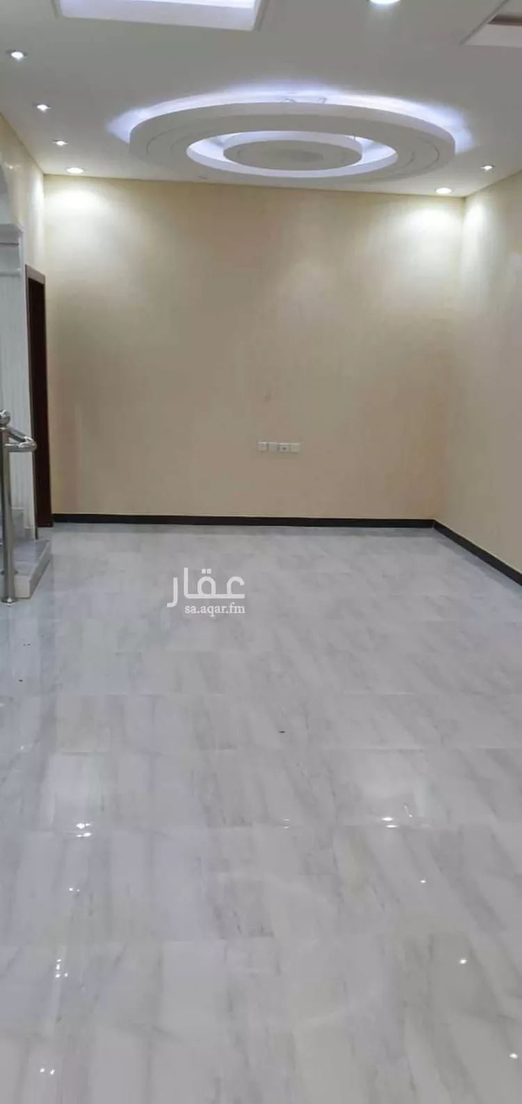 فيلا للبيع في شارع رقم 111, حي ظهرة لبن, مدينة الرياض, منطقة الرياض صورة 2