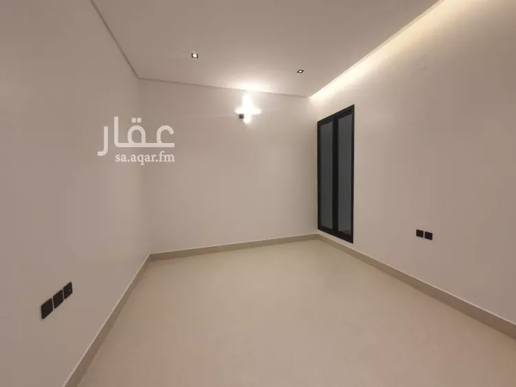 Floor for Sale in Al Muzahimiyah Tuwaiq 8