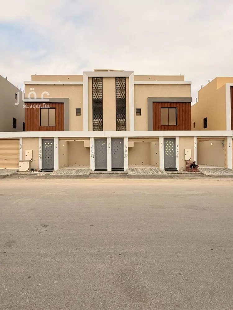 فيلا للبيع في شارع حميد الطويل, حي عكاظ, مدينة الرياض, منطقة الرياض صورة 2