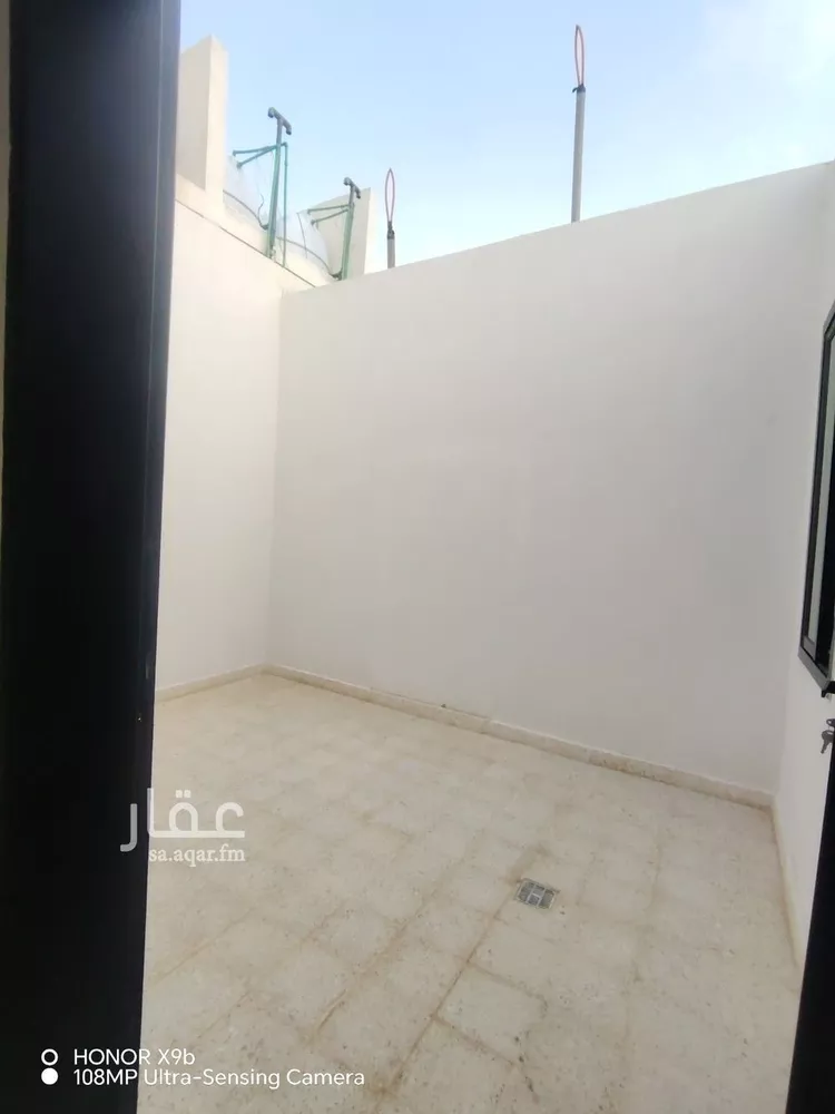 Floor for Sale in Riyadh Sultanah 9