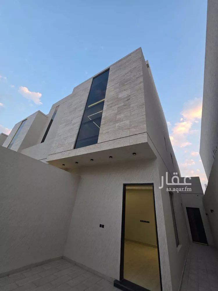 دور للبيع في شارع الحافظ العسقلاني, حي العوالي, مدينة الرياض, منطقة الرياض 14