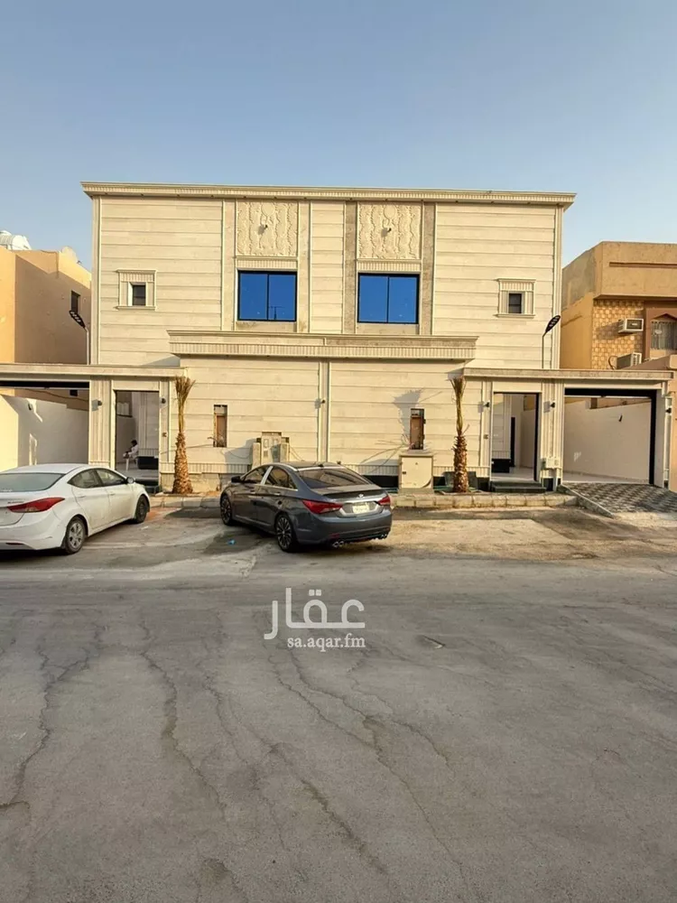 فيلا للبيع في شارع عبدالرحمن بن مفيريج, حي العريجاء الأوسط, مدينة الرياض, منطقة الرياض صورة 2
