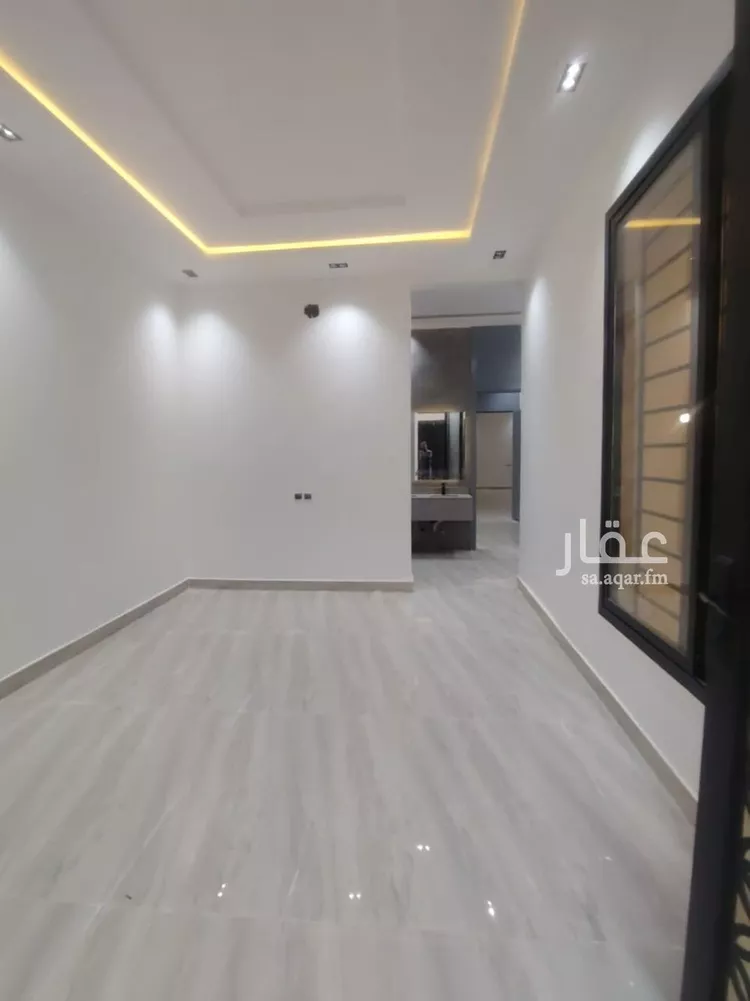 Floor for Sale in Riyadh Badr 8