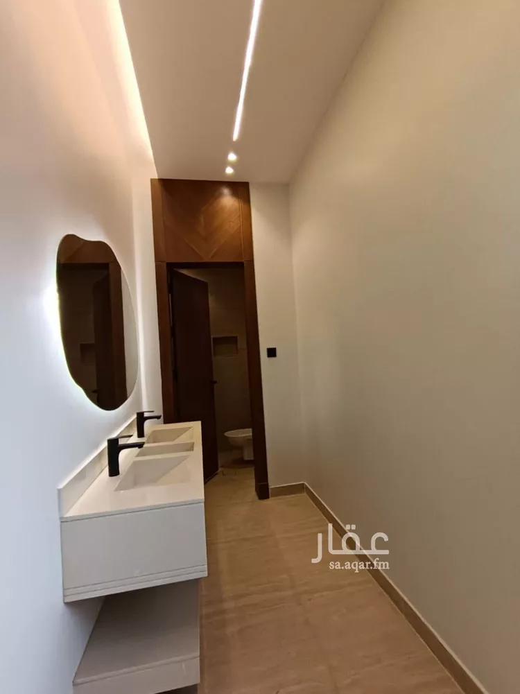 Floor for Sale in Riyadh Dhahrat Namar 10