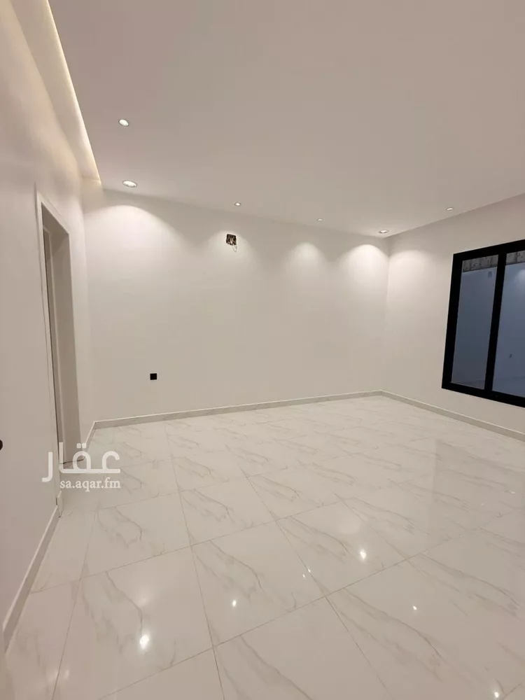 Floor for Sale in Riyadh Sultanah 15
