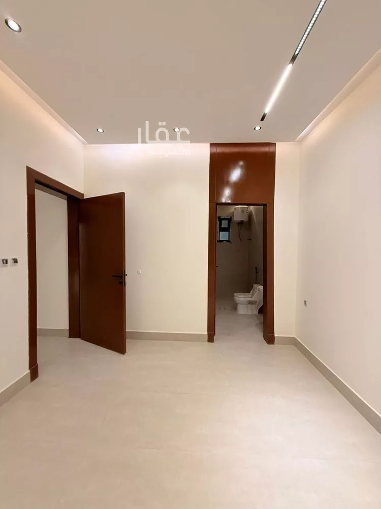 فيلا للبيع في شارع عبدالرحمن القاضي, حي عكاظ, مدينة الرياض, منطقة الرياض 10