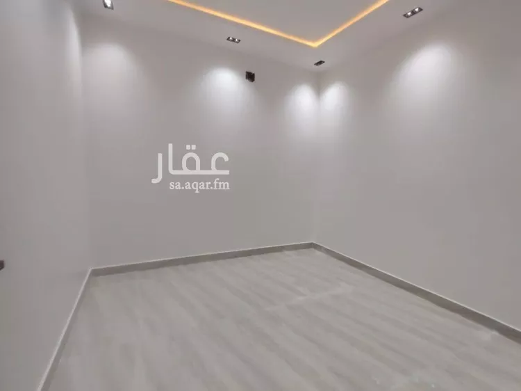Floor for Sale in Riyadh Badr 7
