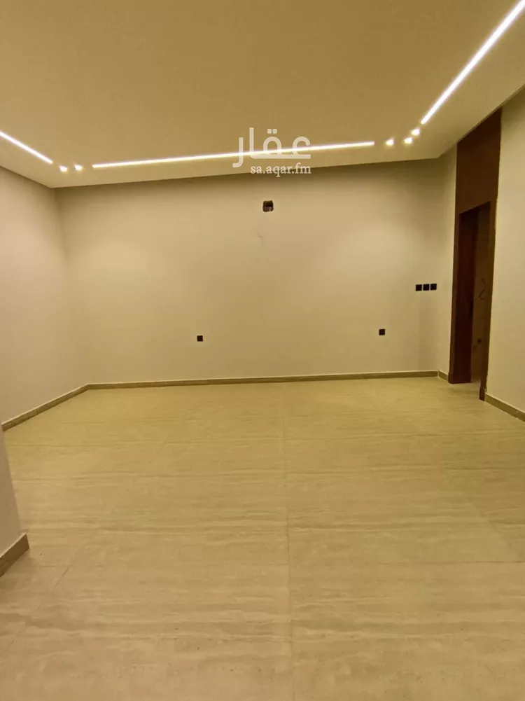 Floor for Sale in Riyadh Dhahrat Namar 11