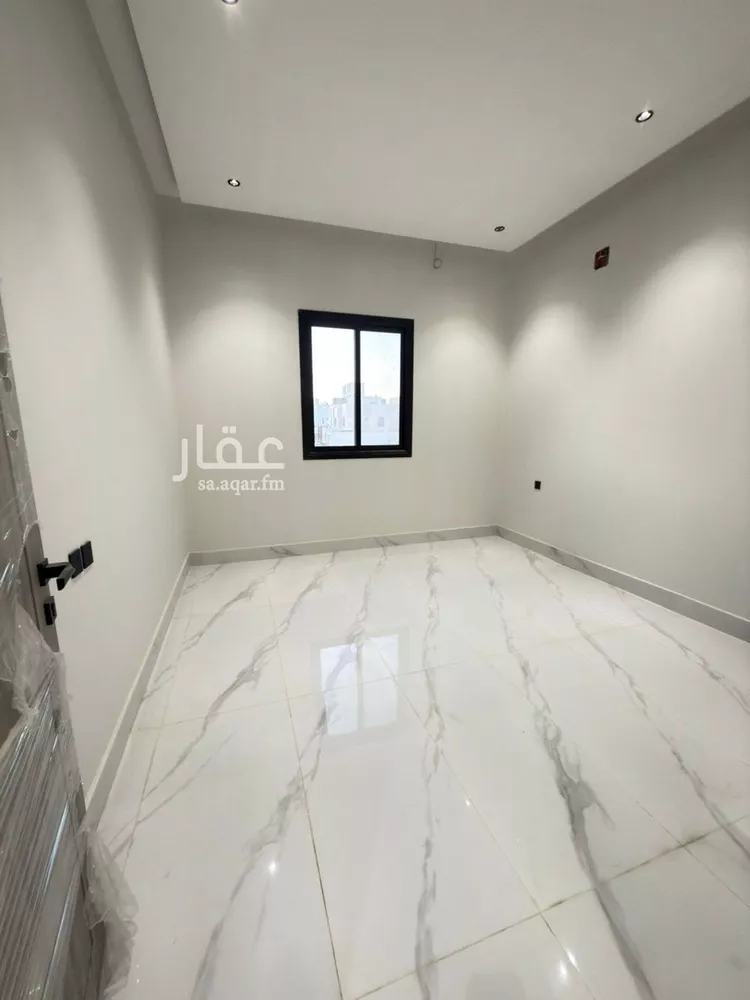 Villa for Sale in Riyadh Dhahrat Namar 18