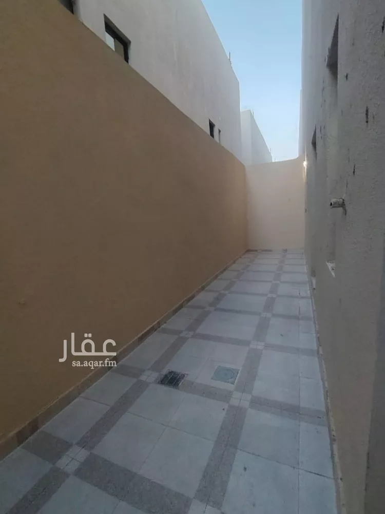 دور للبيع في شارع عبدالله باسند, حي طويق, مدينة الرياض, منطقة الرياض 9