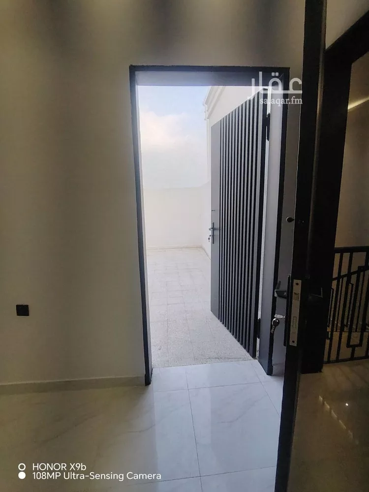 Floor for Sale in Riyadh Sultanah 20