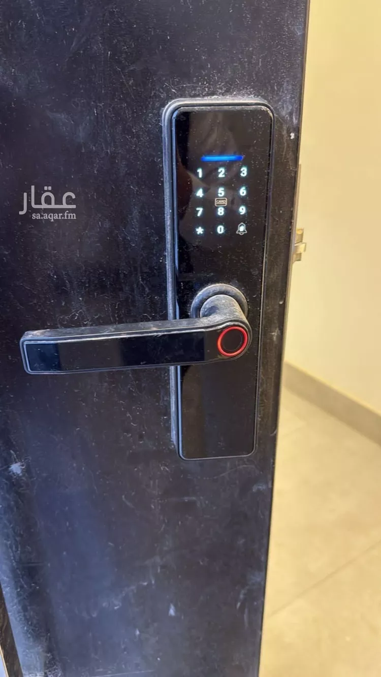 فيلا للبيع في شارع عبدالرحمن القاضي, حي عكاظ, مدينة الرياض, منطقة الرياض صورة 5