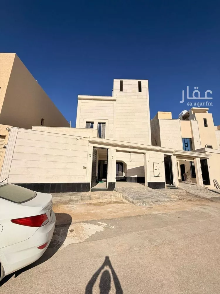 فيلا للبيع في شارع محمد الصناع, حي بدر, مدينة الرياض, منطقة الرياض