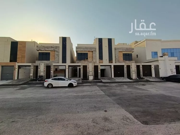 دور للبيع في شارع أحمد القيرواني, حي العوالي, مدينة الرياض, منطقة الرياض