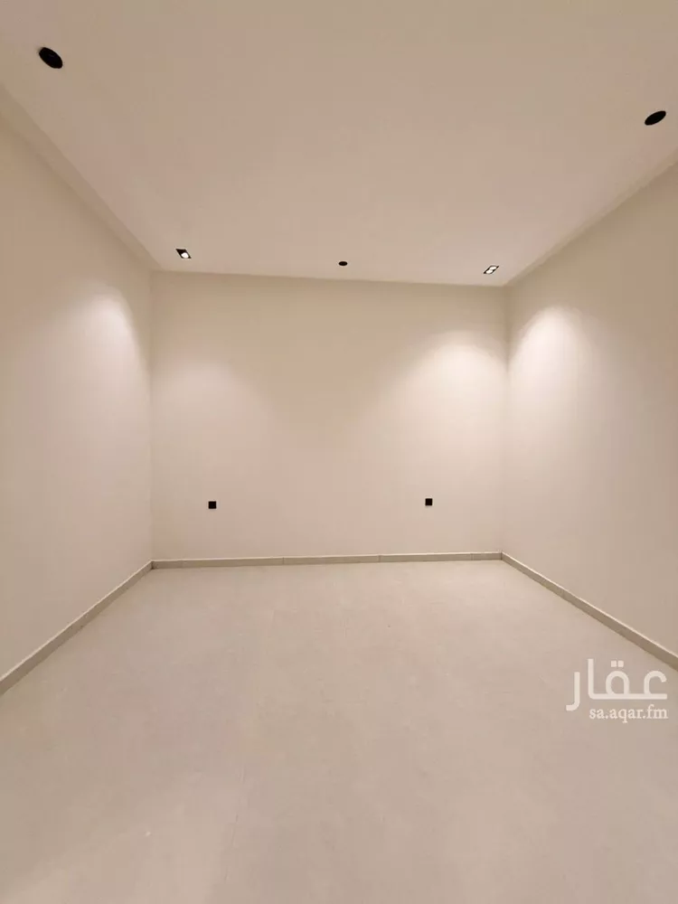 شقة للبيع في شارع العدواني, حي عكاظ, مدينة الرياض, منطقة الرياض 8