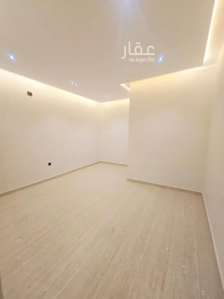 فيلا للبيع في شارع وادي فاطمة, حي بدر, مدينة الرياض, منطقة الرياض 6