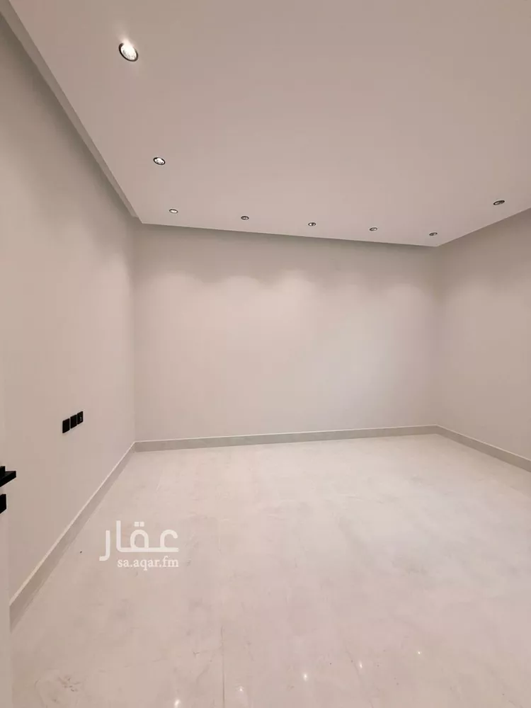 Villa for Sale in Riyadh Al Uraija Al Gharbiyah 7
