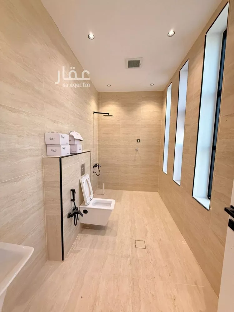 Villa for Sale in Riyadh Al Uraija Al Gharbiyah 18