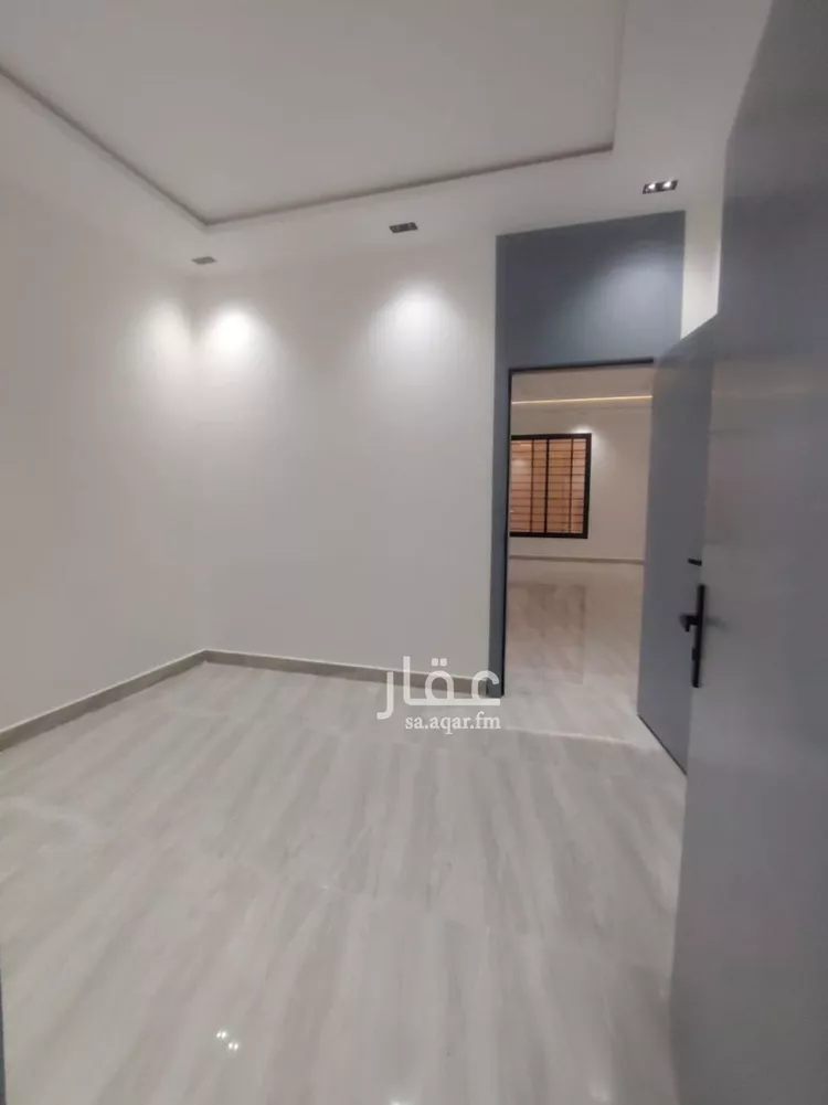Floor for Sale in Riyadh Badr 11