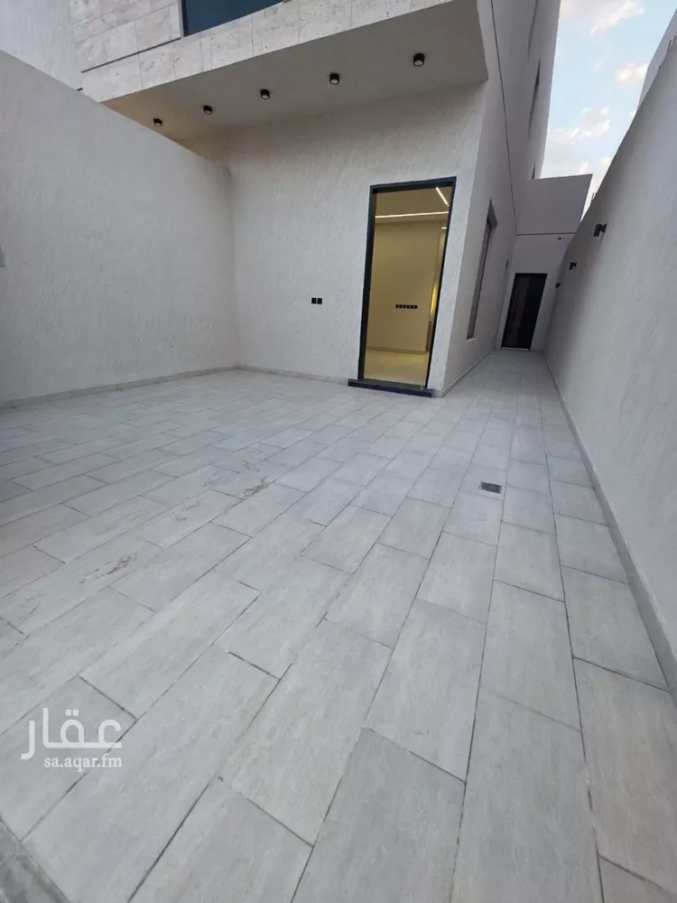 دور للبيع في شارع الحافظ العسقلاني, حي العوالي, مدينة الرياض, منطقة الرياض 10