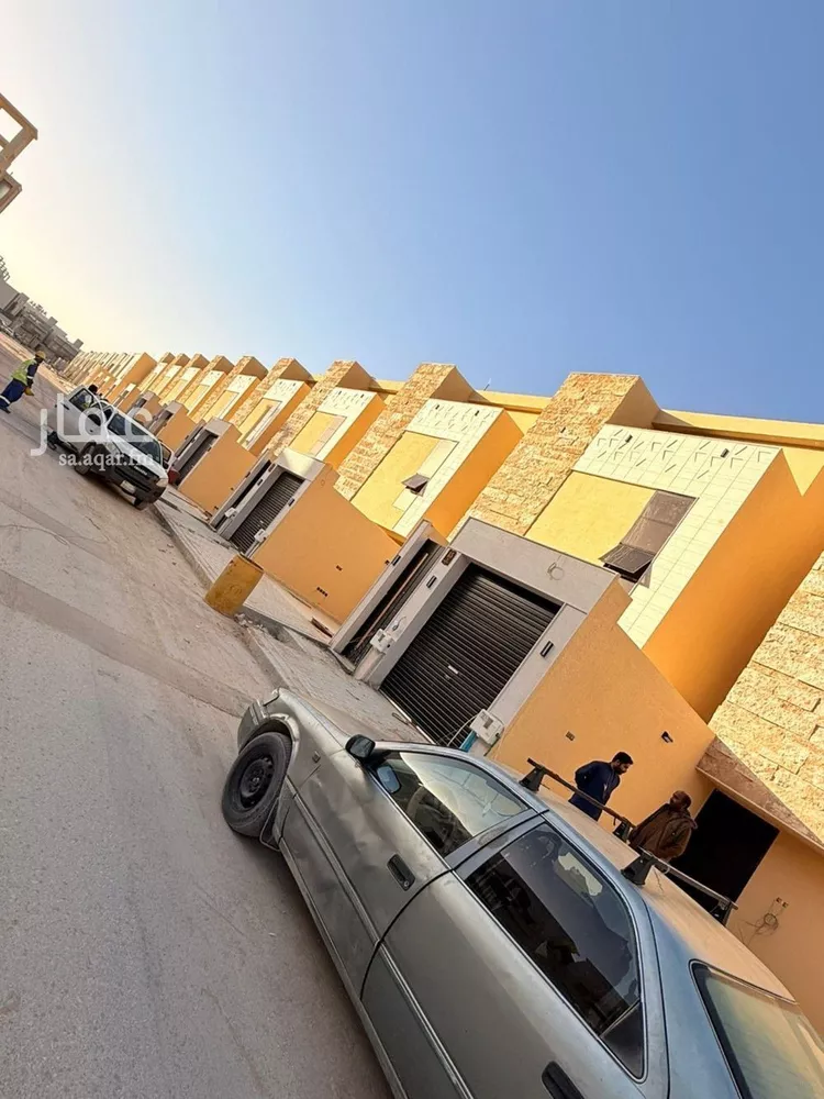 دور للبيع في شارع يزيد بن الأصم, حي طويق, مدينة الرياض, منطقة الرياض صورة 3