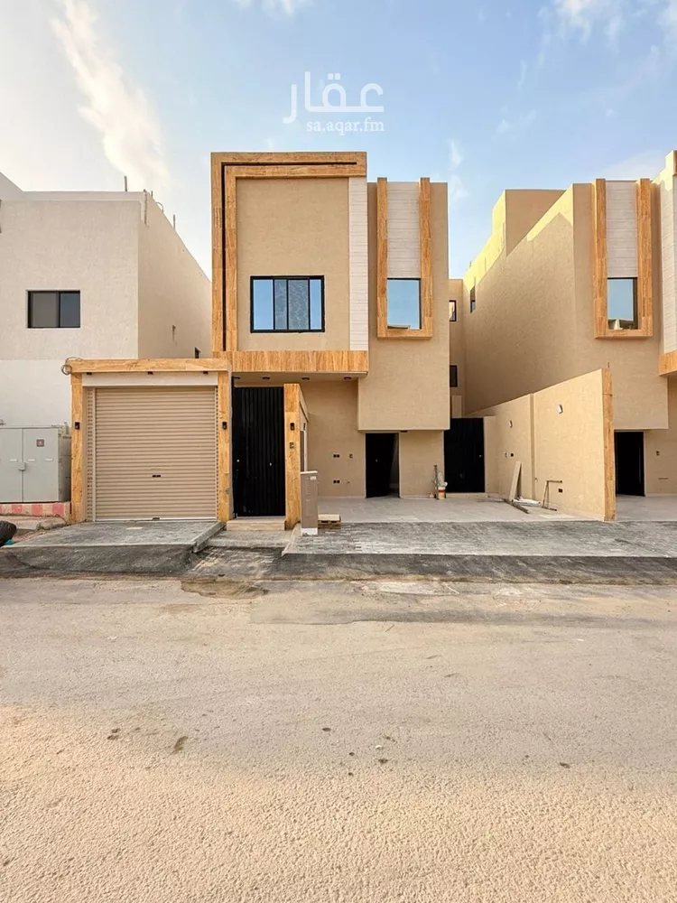 شقة للبيع في شارع محمد بن احمد بن الضياء, حي عكاظ, مدينة الرياض, منطقة الرياض