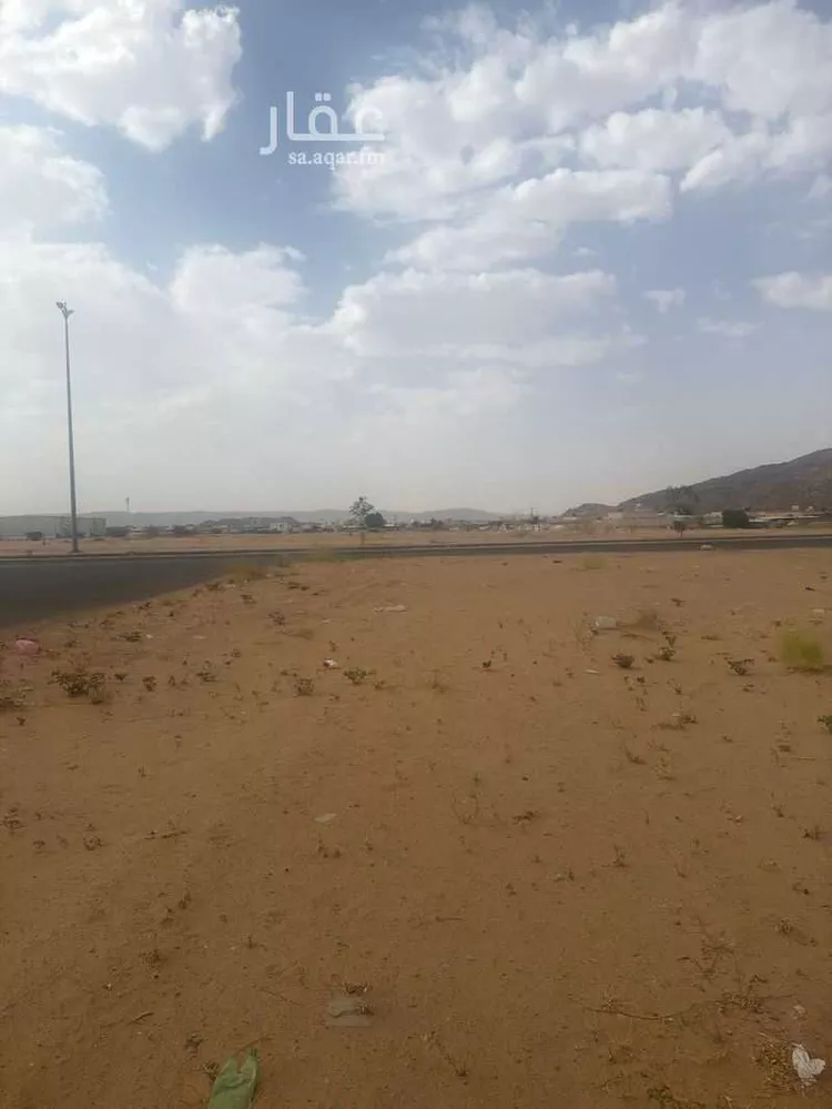 أرض للبيع في شارع الشرفة 33 ، حي الشرفة الشمالية ، نجران ، منطقة نجران