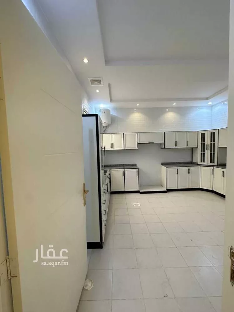 فيلا للبيع في شارع المحبة, حي بدر, مدينة الرياض, منطقة الرياض صورة 2