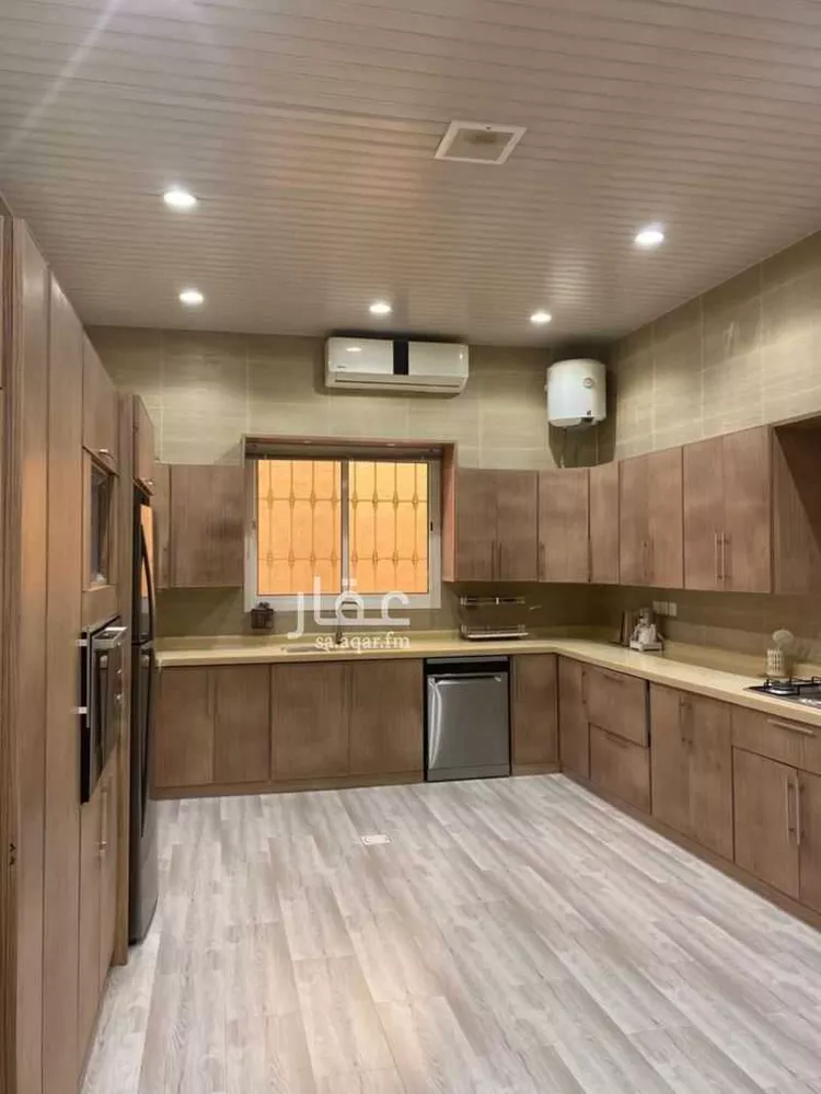 فيلا للبيع في شارع علي ابن حسن الشويطر, حي المهدية, مدينة الرياض, منطقة الرياض صورة 4