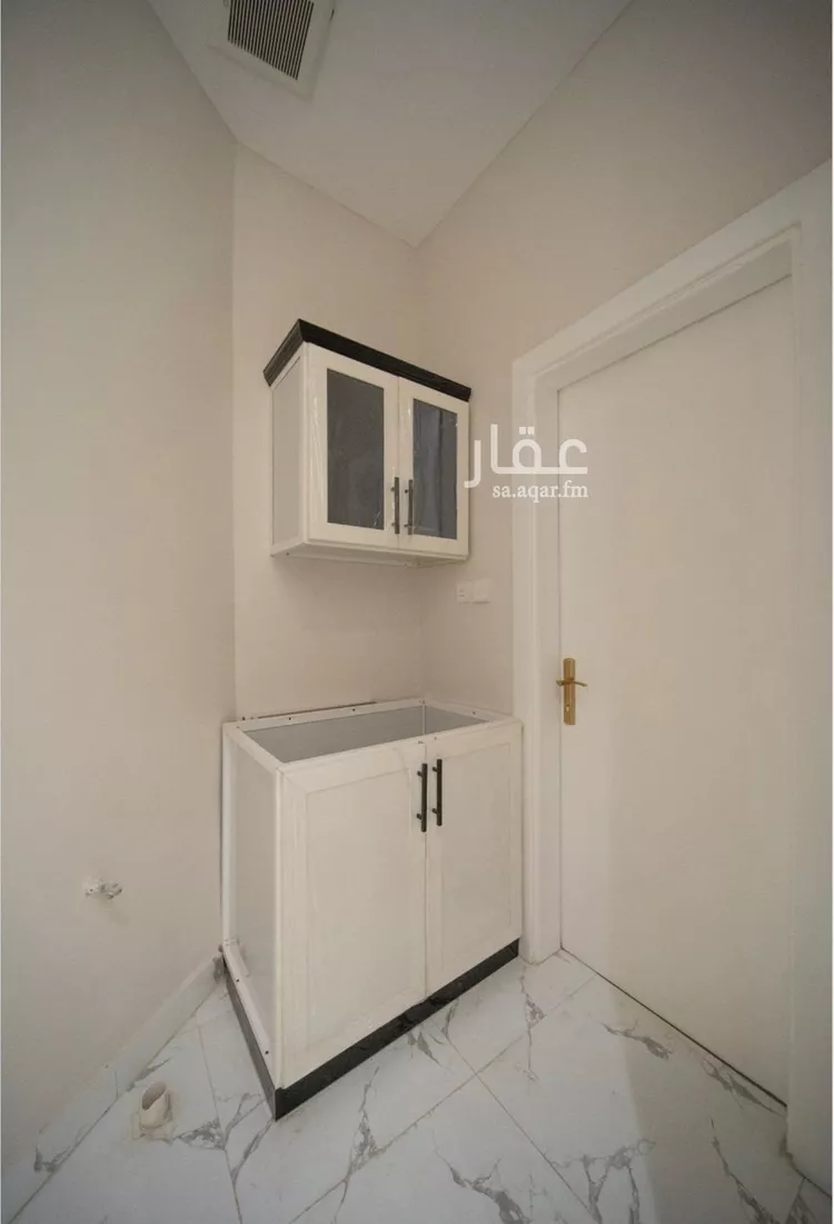 شقة للإيجار في شارع الامير سعود بن عبدالعزيز ال سعود الكبير, حي الملك فيصل, مدينة الرياض, منطقة الرياض صورة 2