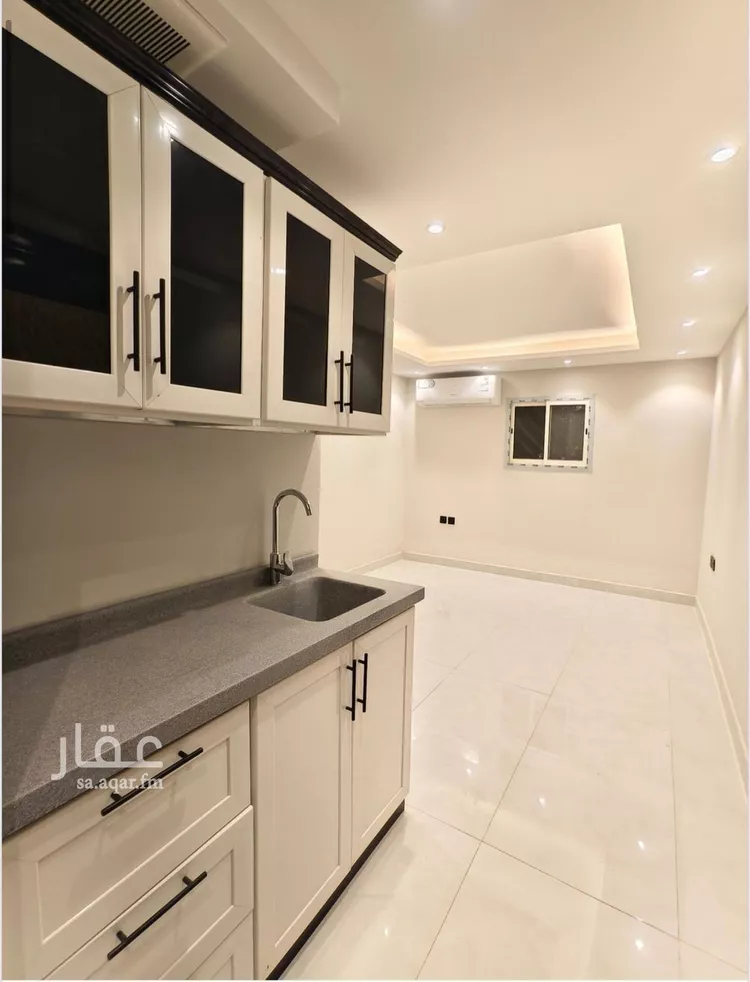 شقة للإيجار في شارع الاميرة سارة بنت احمد السديري, حي الضباط, مدينة الرياض, منطقة الرياض