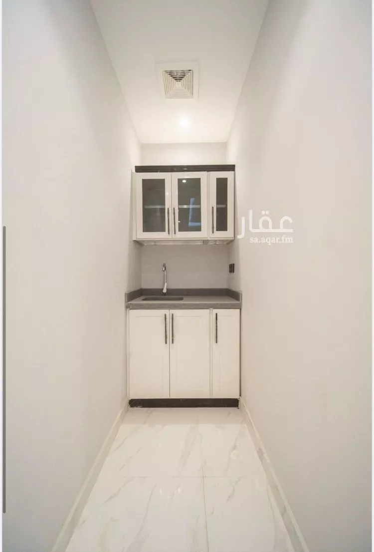 شقة للإيجار في شارع الأمير عبدالعزيز بن مساعد بن جلوي, حي السليمانية, مدينة الرياض, منطقة الرياض صورة 2