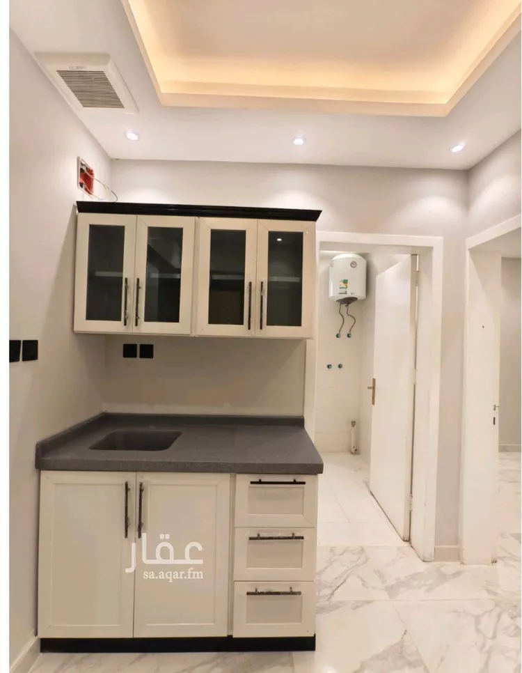 شقة للإيجار في شارع أبي برزة الأسلمي, حي الضباط, مدينة الرياض, منطقة الرياض 11