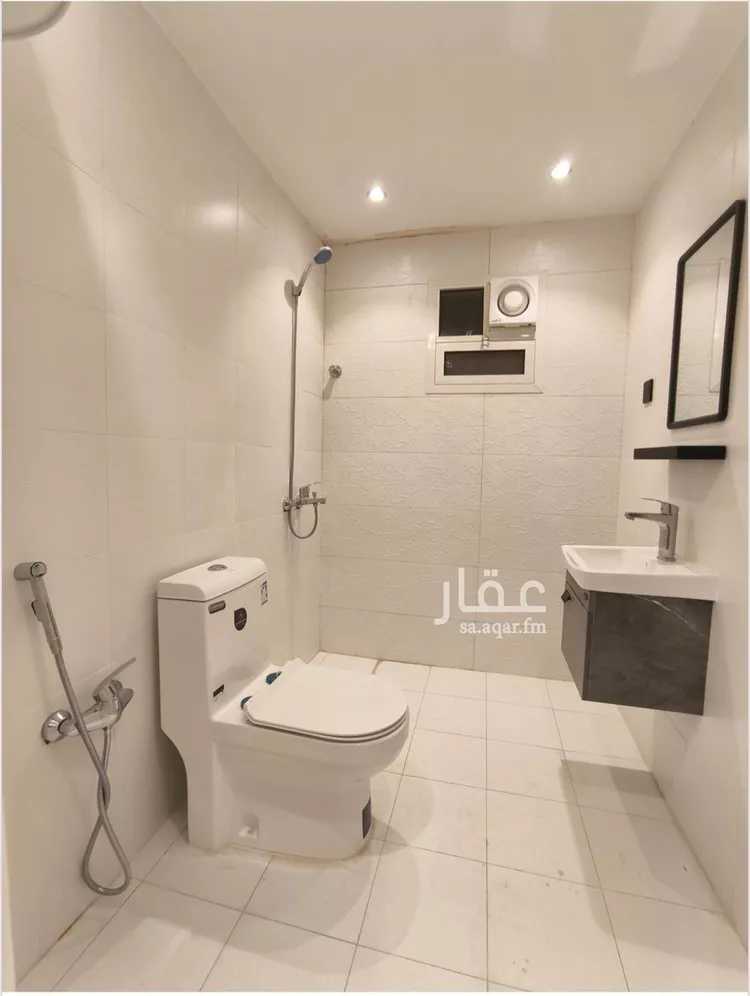 شقة للإيجار في شارع الاميرة سارة بنت احمد السديري, حي الضباط, مدينة الرياض, منطقة الرياض صورة 4