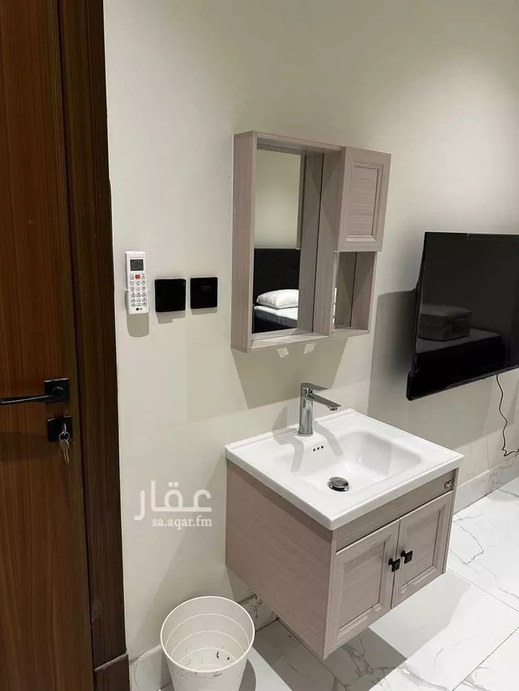 غرفة للإيجار في شارع النعيرية, حي الحمراء, مدينة الخبر, المنطقة الشرقية صورة 2