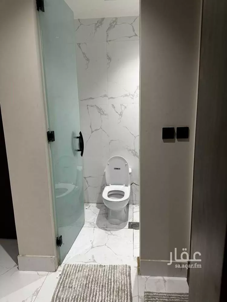 غرفة للإيجار في شارع النعيرية, حي الحمراء, مدينة الخبر, المنطقة الشرقية صورة 5