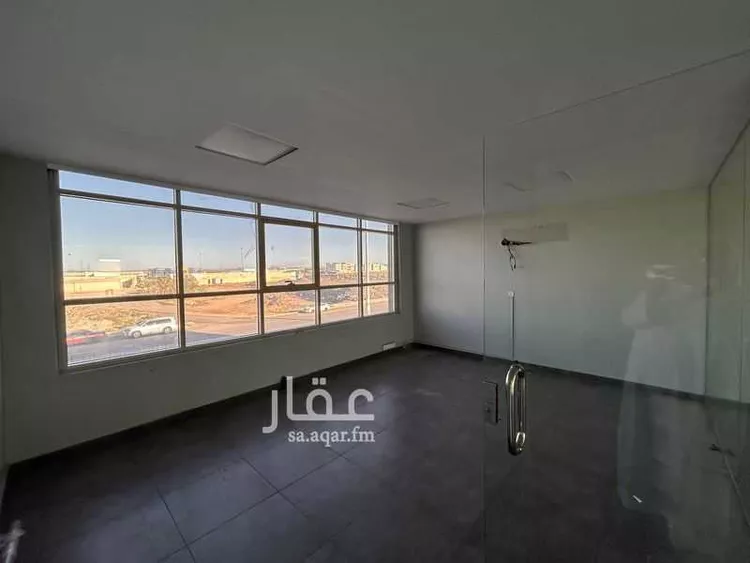 مكتب تجاري للإيجار في شارع محمد بن ابي دزه الانصاري, حي جشم, مدينة المدينة المنورة, منطقة المدينة المنورة صورة 2