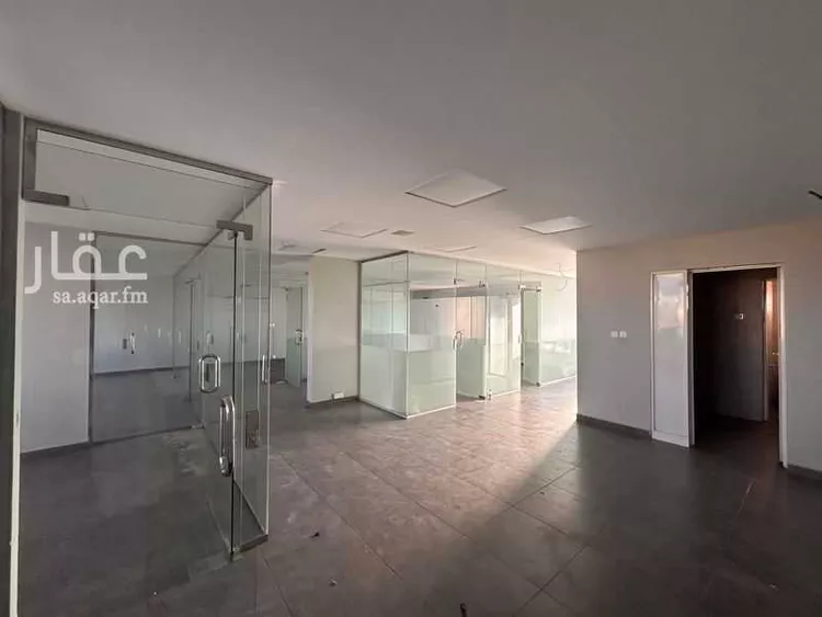 مكتب تجاري للإيجار في شارع محمد بن ابي دزه الانصاري, حي جشم, مدينة المدينة المنورة, منطقة المدينة المنورة 1 صورة