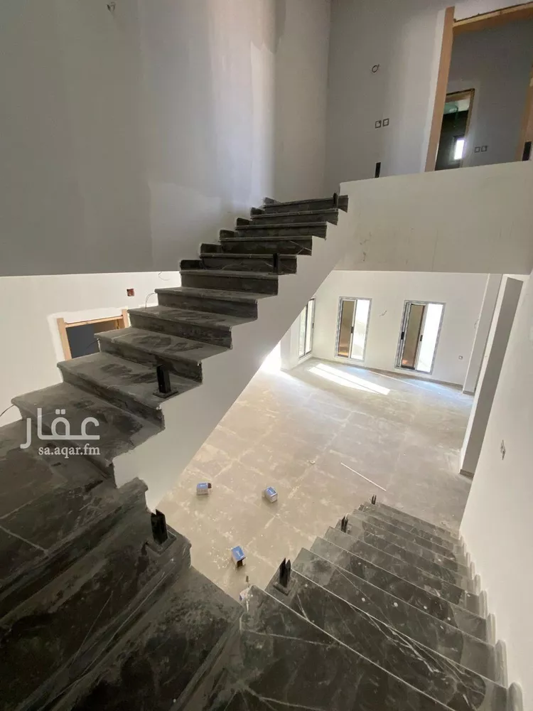 فيلا للبيع في شارع أبي المكارم الأصبهاني, حي الورود, مدينة الخرج, منطقة الرياض صورة 2