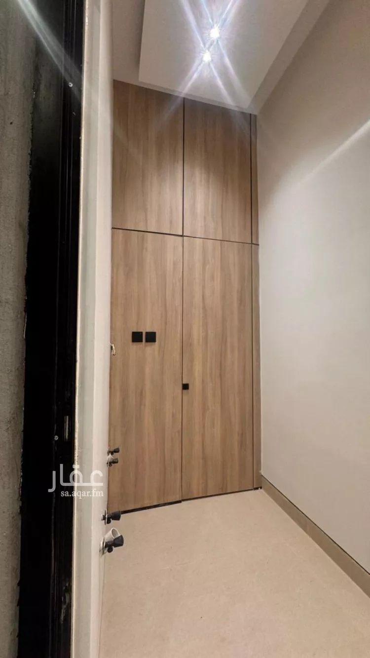 Villa for Sale in Riyadh Al Janadriyah 21