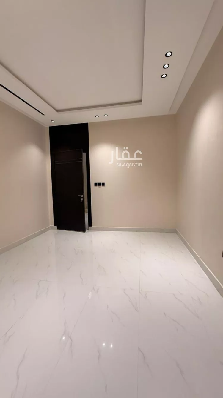 Floor for Sale in Riyadh Al Janadriyah صورة 4