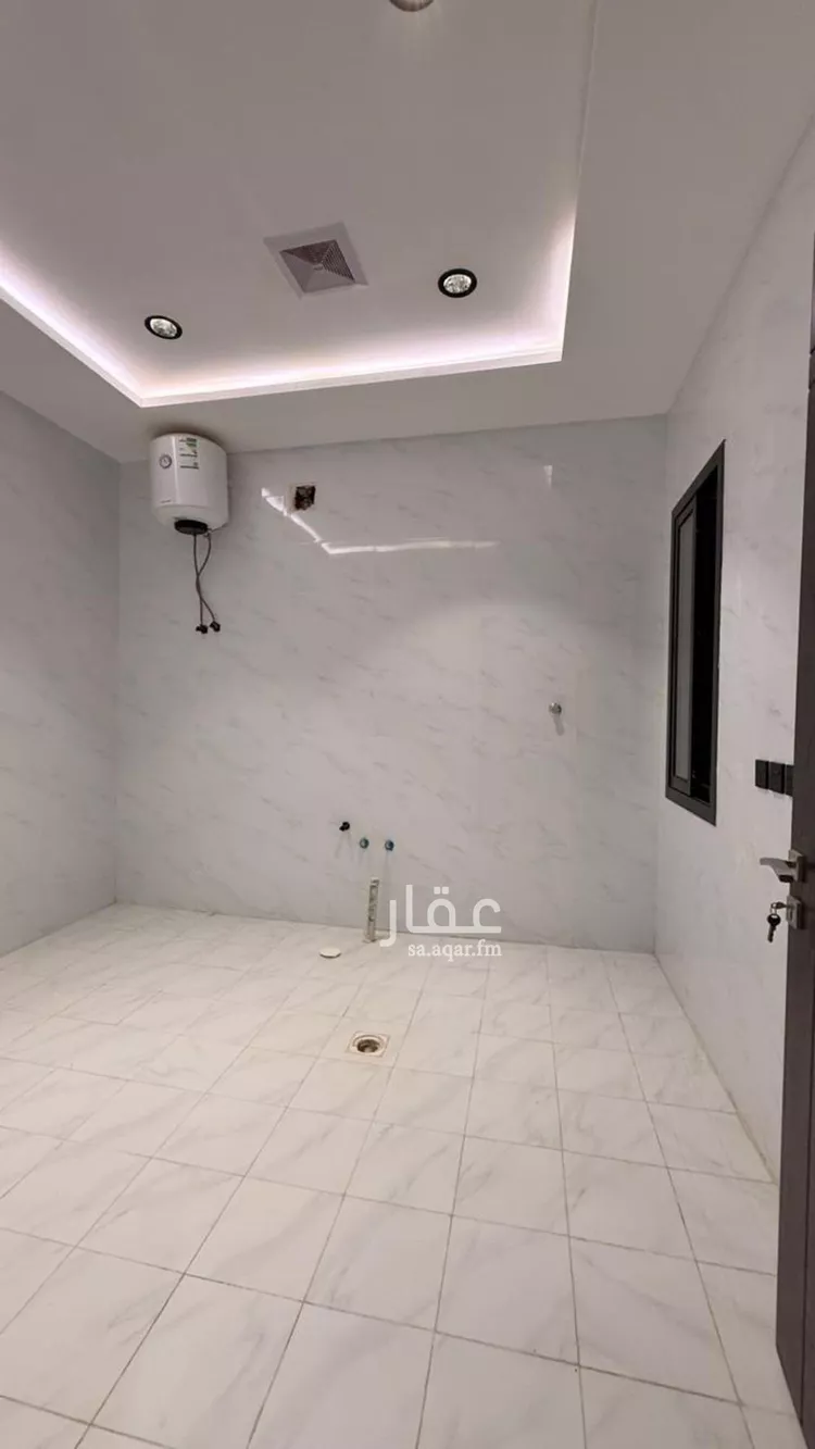 Floor for Sale in Riyadh Al Janadriyah صورة 5