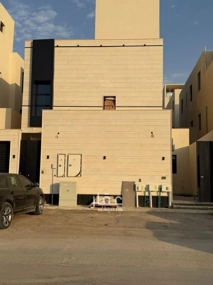 دور للبيع في شارع غياث ابن فارس, حي الرمال, مدينة الرياض, منطقة الرياض