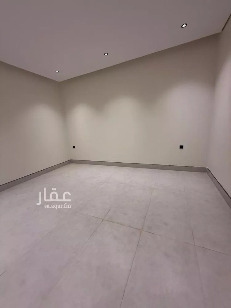 دور للبيع في شارع غياث ابن فارس, حي الرمال, مدينة الرياض, منطقة الرياض صورة 3