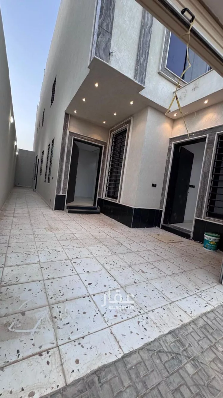 Floor for Sale in Riyadh Al Maizilah صورة 4