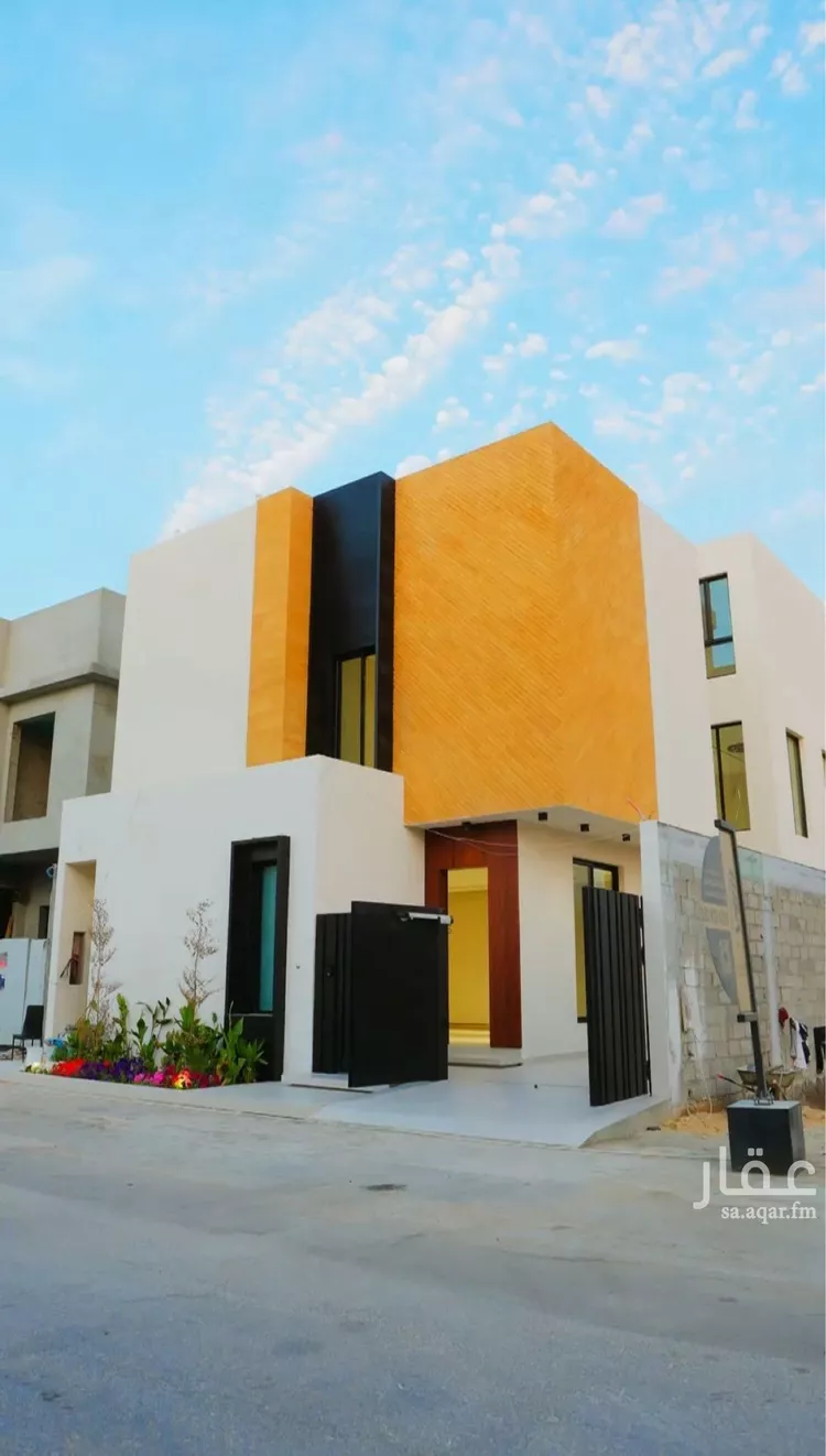 فيلا للبيع في شارع أبي الحسن الأسفرائيني, حي المهدية, مدينة الرياض, منطقة الرياض