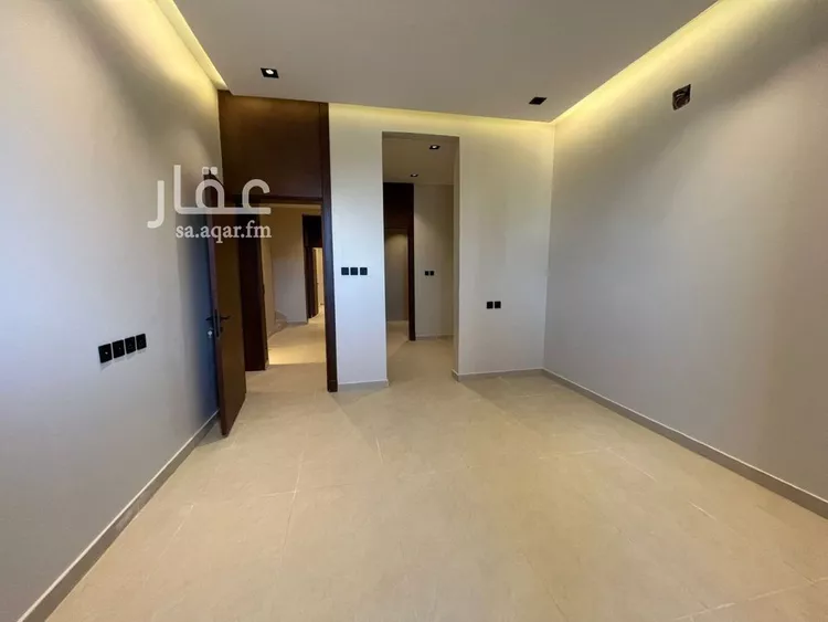 فيلا للبيع في شارع أبي الحسن الأسفرائيني, حي المهدية, مدينة الرياض, منطقة الرياض 11