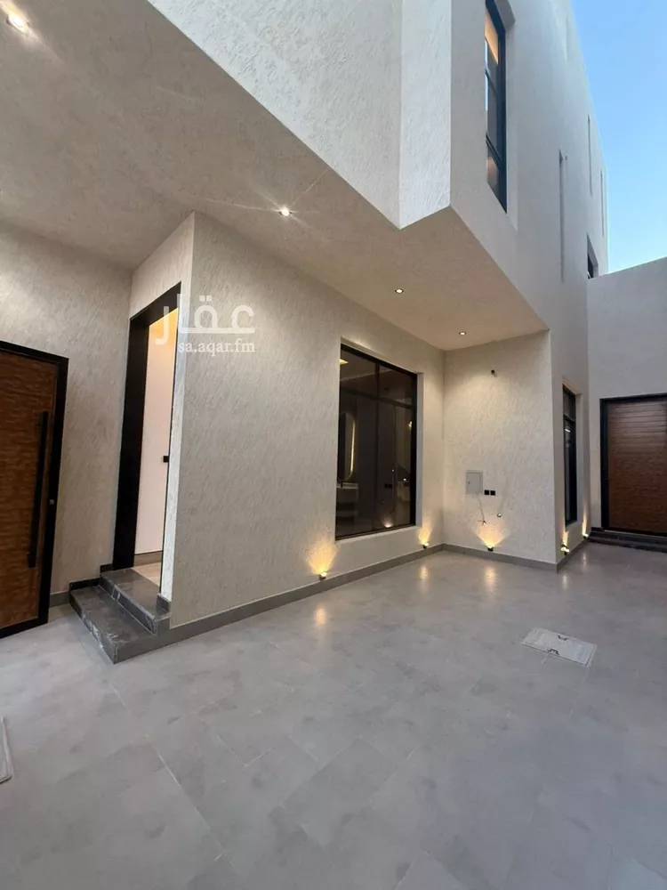 فيلا للبيع في شارع أبي الحسن الأسفرائيني, حي المهدية, مدينة الرياض, منطقة الرياض صورة 2